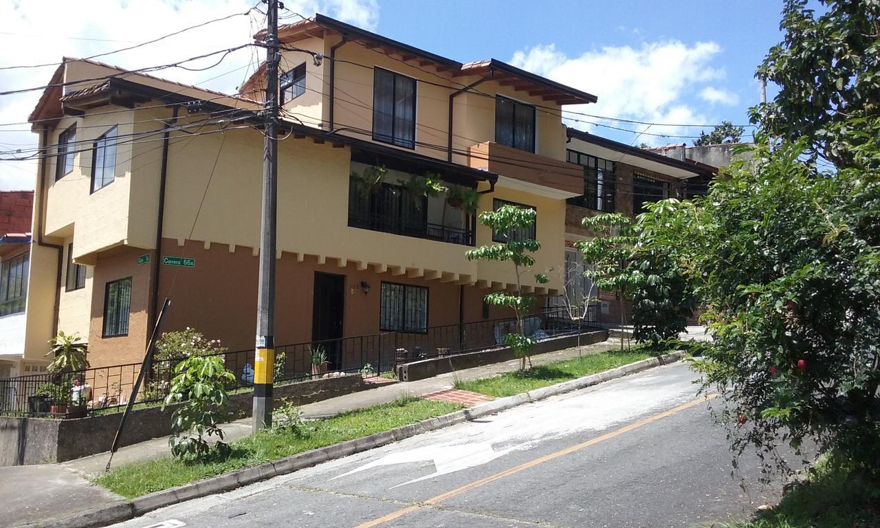 Mayorca Homestay Medellin Exterior photo